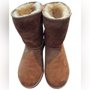 UGG Women's Classic Short Boot ll | Brown Size 4